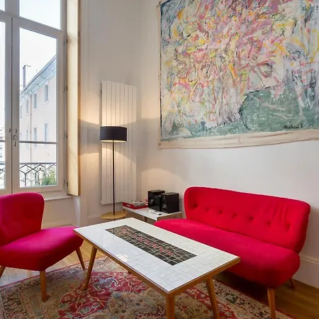 Opera - 2beapart Apartment